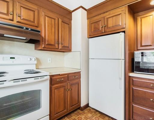 97 Page Road Bedford, MA 01730 - Photo 7 of 27 Gallery Image 7