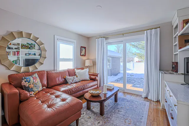 $479,900 | 7 Mt Vernon Street, Nashua, NH 03064