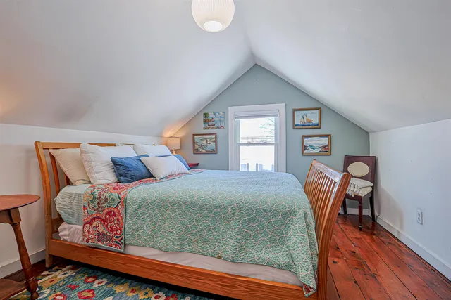 $479,900 | 7 Mt Vernon Street, Nashua, NH 03064