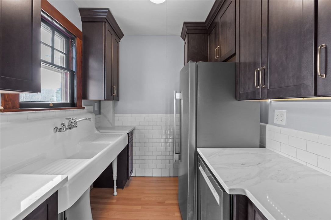 177 High Street Westerly, RI 02891 - Photo 12 of 46