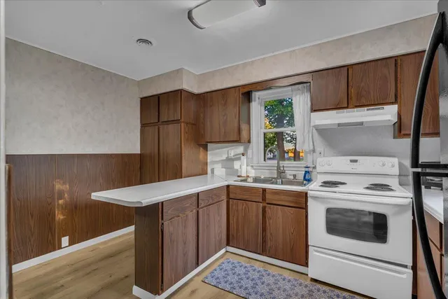 $127,900 | 3472 Vincent Street, Deckerville, MI 48427