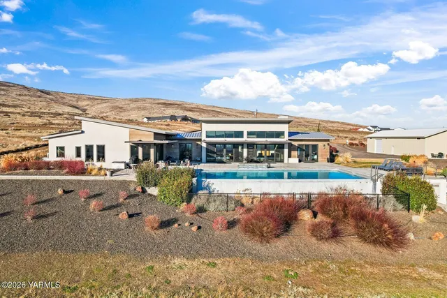$2,500,000 | 13990 Marble Road, Yakima, WA 98908