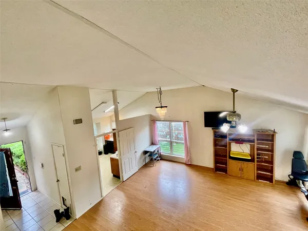 $195,000 | 12066 Kleinmeadow Drive, Houston, TX 77066