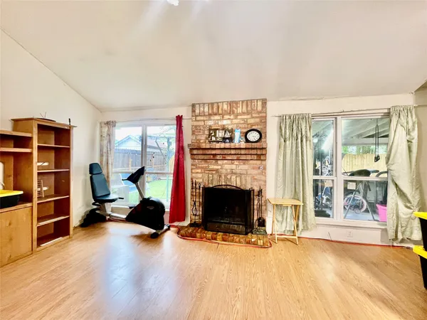 $195,000 | 12066 Kleinmeadow Drive, Houston, TX 77066