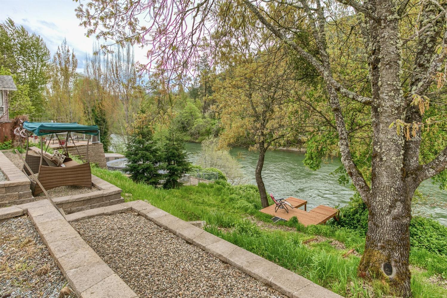 772 Riverside Avenue Gold Hill, OR 97525 - Photo 3 of 29 Additional Photo