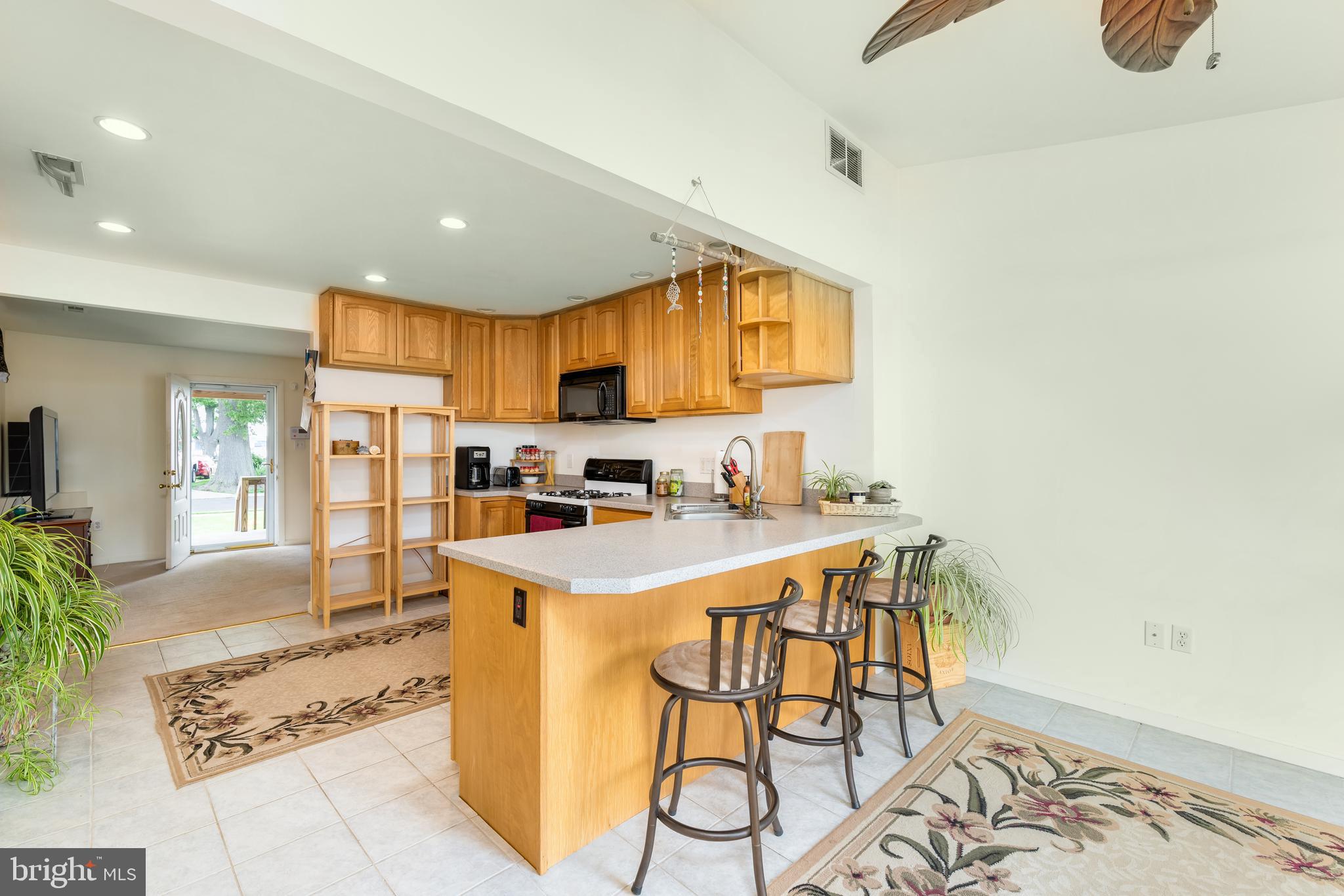 8253 Bullneck Road Baltimore, MD 21222 - Photo 12 of 29 Breakfast Peninsula