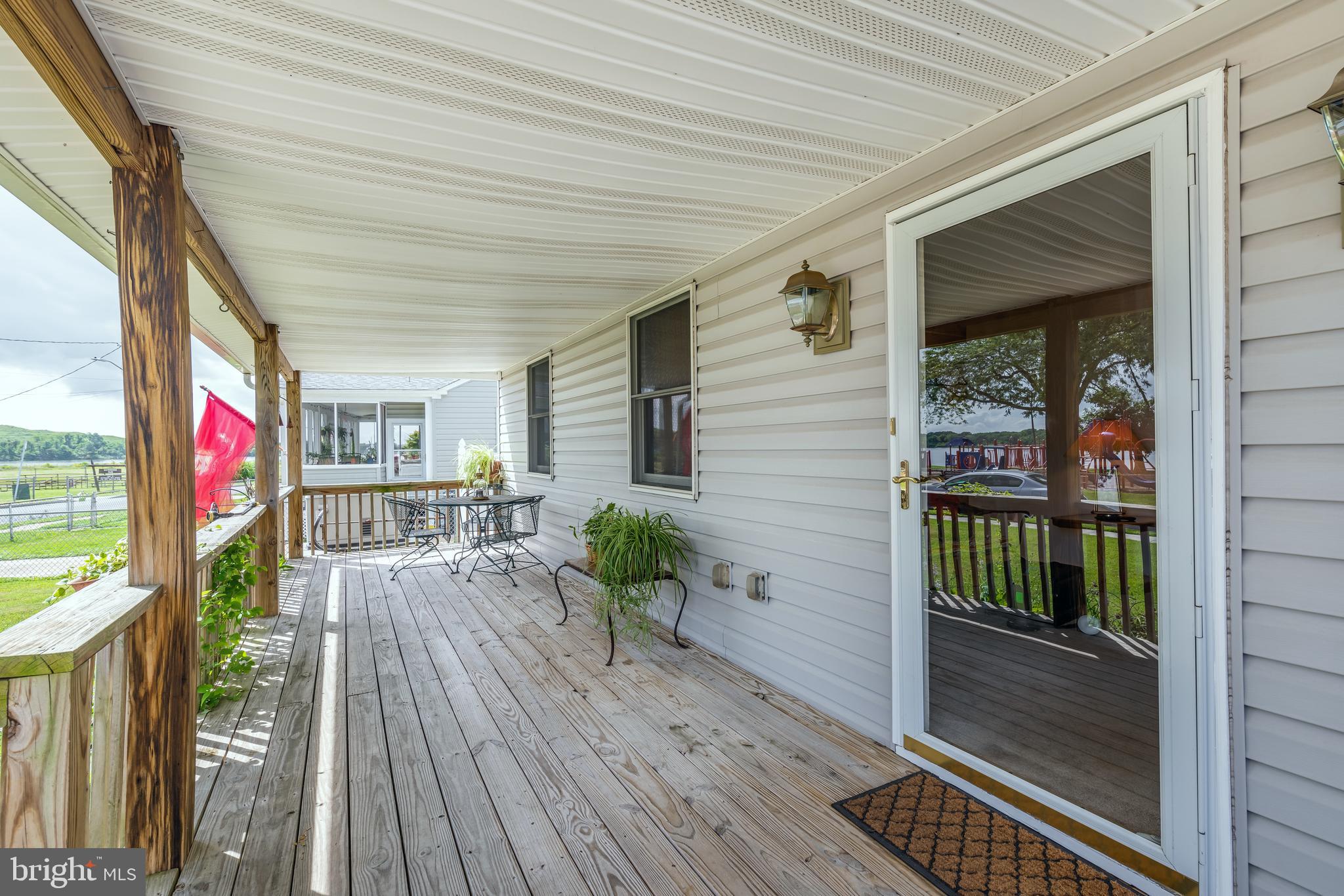 8253 Bullneck Road Baltimore, MD 21222 - Photo 4 of 29 Large Front Porch