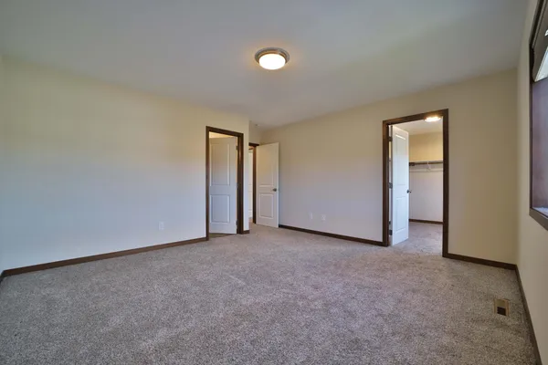 $325,000 | 978 York Court, Brainerd, MN 56401