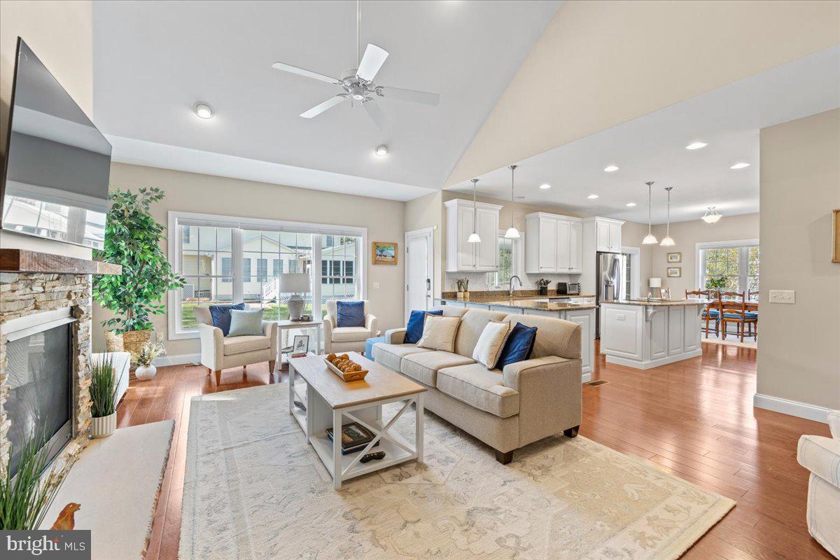 606 Bethany Loop Bethany Beach, DE 19930 - Photo 5 of 46