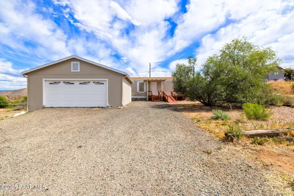 $198,000 | 20929 East Coyote Lane, Mayer, AZ 86333