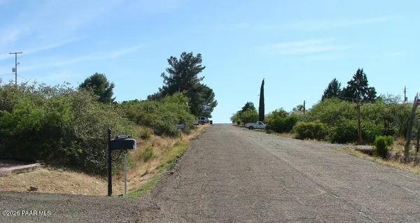 $198,000 | 20929 East Coyote Lane, Mayer, AZ 86333