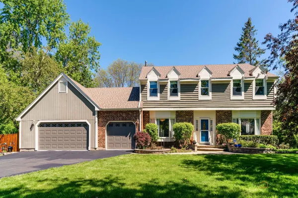 $865,000 | 5544 Oak Grove Drive, Long Grove, IL 60047