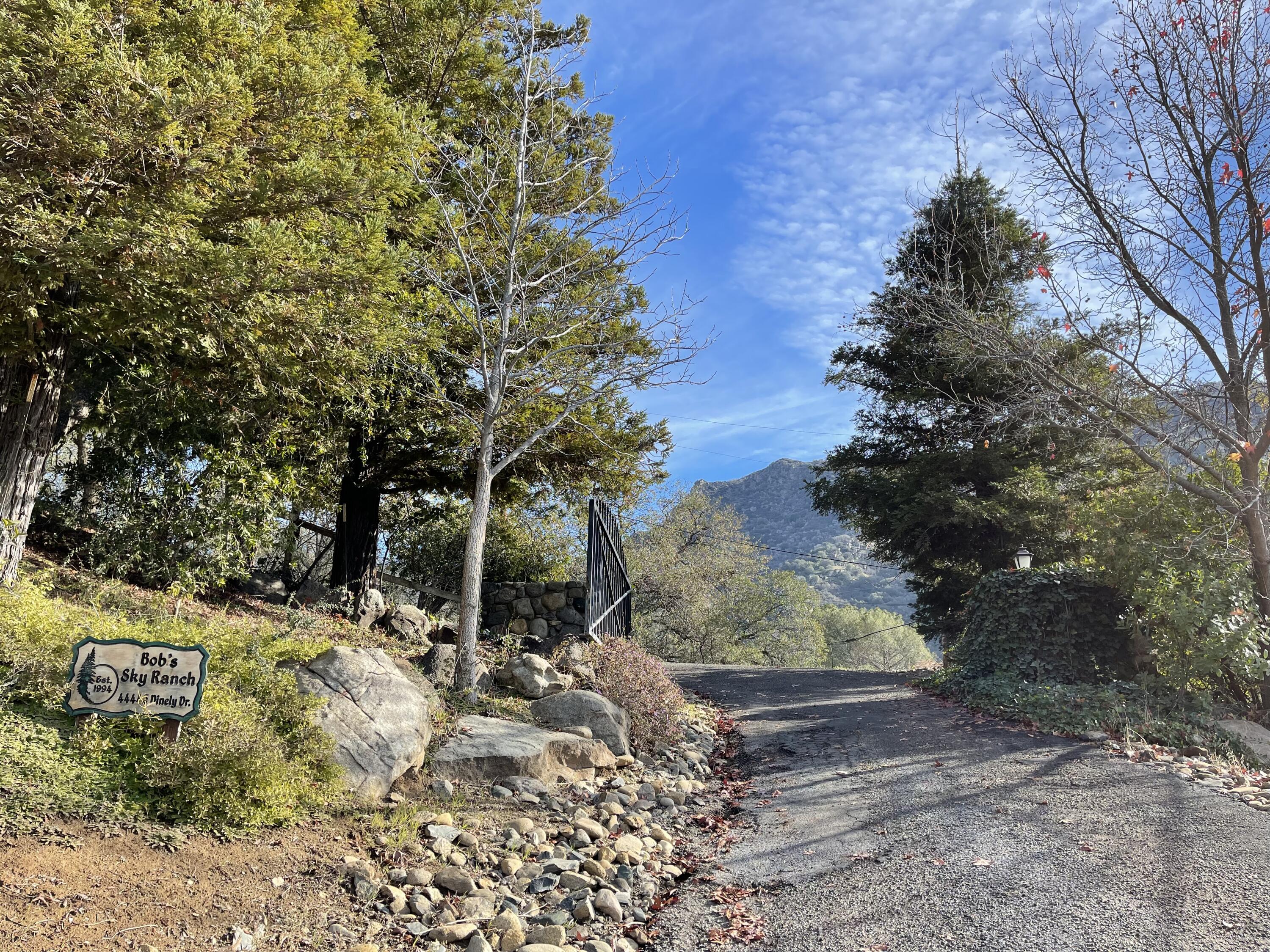 44445 Dinely Drive Three Rivers, CA 93271 - Photo 41 of 45 A546FB94-0640-4BE7-89EB-3F1D6EAC5043