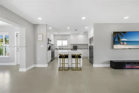 $939,000 | 1104 North 13th Terrace, Hollywood, FL 33019