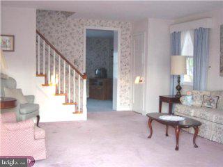 49 Barbara Drive Springfield, PA 19064 - Photo 2 of 4 Gallery Image 2