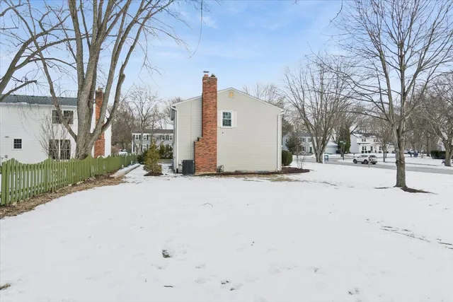 $649,000 | 1123 Millrace Lane, Naperville, IL 60565