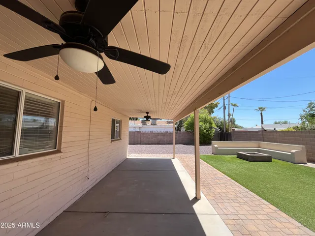 $2,600 | 7627 East 4th Street, Scottsdale, AZ 85251