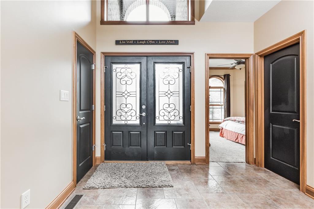 4829 Beechwood Road Avon, IN 46123 - Photo 3 of 45 Gallery Image 3