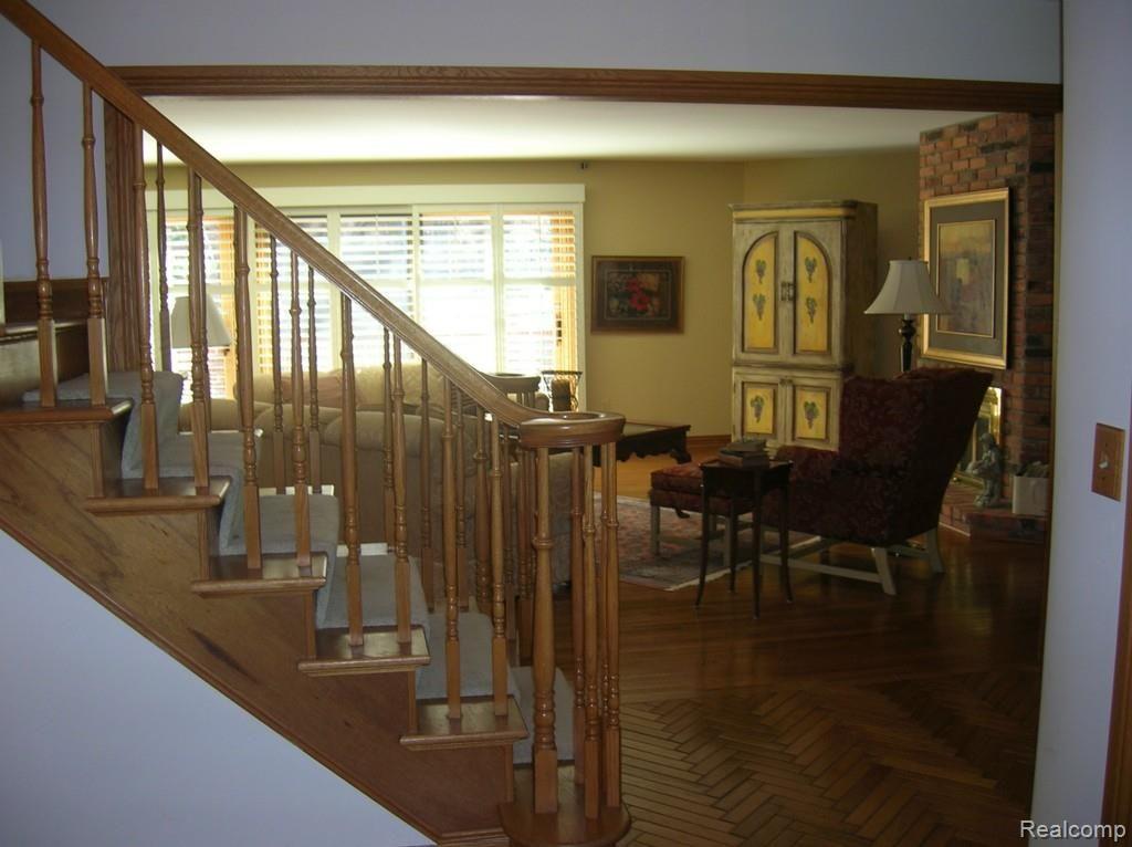 1151 South Adams Road Rochester, MI 48309 - Photo 14 of 44 Looking into Great Room