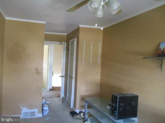 a close view of sink