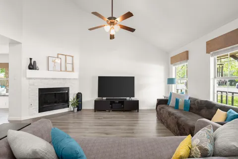 $375,000 | 1812 Sylvia Lane, Round Rock, TX 78681