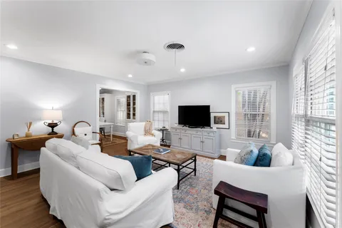 $995,000 | 1701 West 33rd Street, Austin, TX 78703