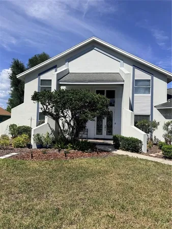 $625,000 | 17919 Clear Lake Drive, Lutz, FL 33548