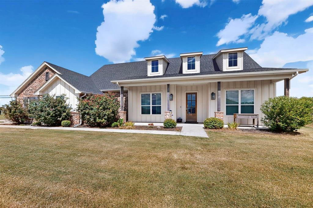 6320 Brookcrest Street Godley, TX 76044 - Photo 1 of 1 front view of a house with a yard