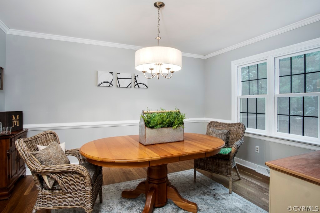 13805 Sterlings Bridge Road Midlothian, VA 23112 - Photo 10 of 24 a dining room with furniture and window