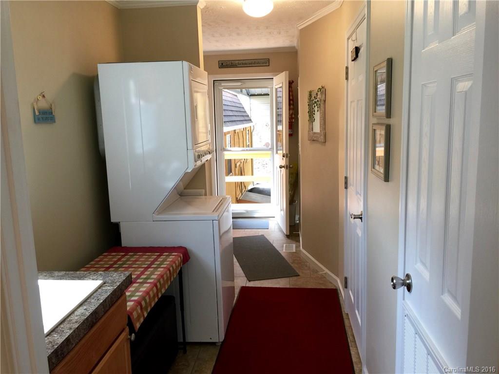 128 Waycaster Road Marion, NC 28752 - Photo 13 of 22 Gallery Image 13