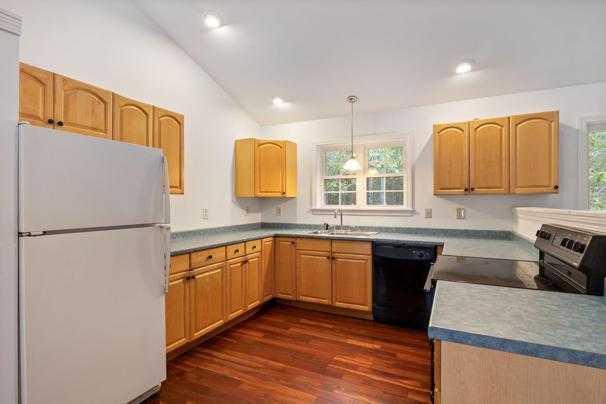 154 Mountain View Road Naples, ME 04055 - Photo 7 of 47 154 Mountain View Rd, Naples