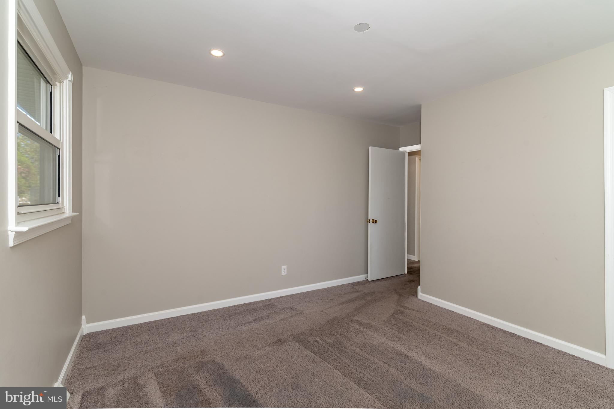 400 East Main Street Marlton, NJ 08053 - Photo 13 of 30 an empty room with windows