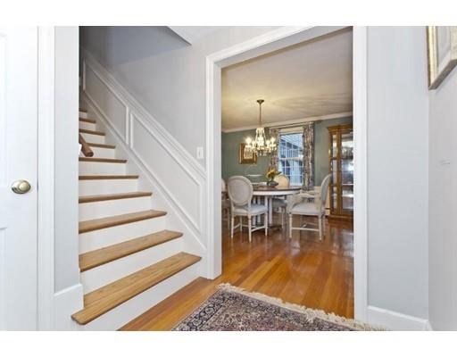 28 Olde Towne Road Lynnfield, MA 01940 - Photo 3 of 27 Gallery Image 3
