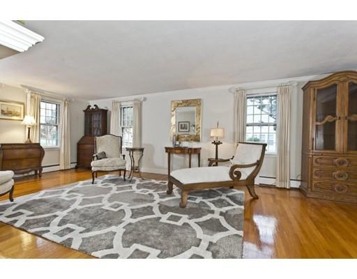 28 Olde Towne Road Lynnfield, MA 01940 - Photo 5 of 27 Gallery Image 5