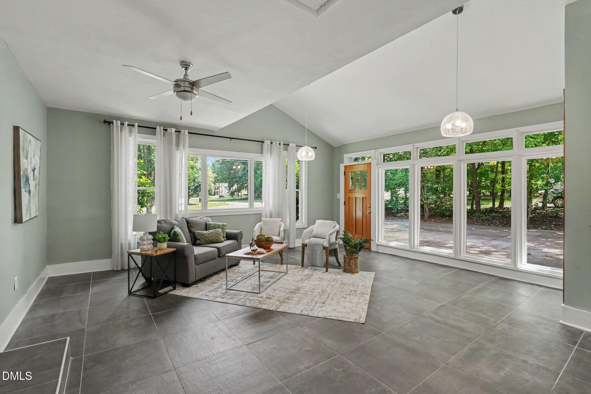 1012 Lansing Avenue Durham, NC 27713 - Photo 16 of 38 016_file_9540