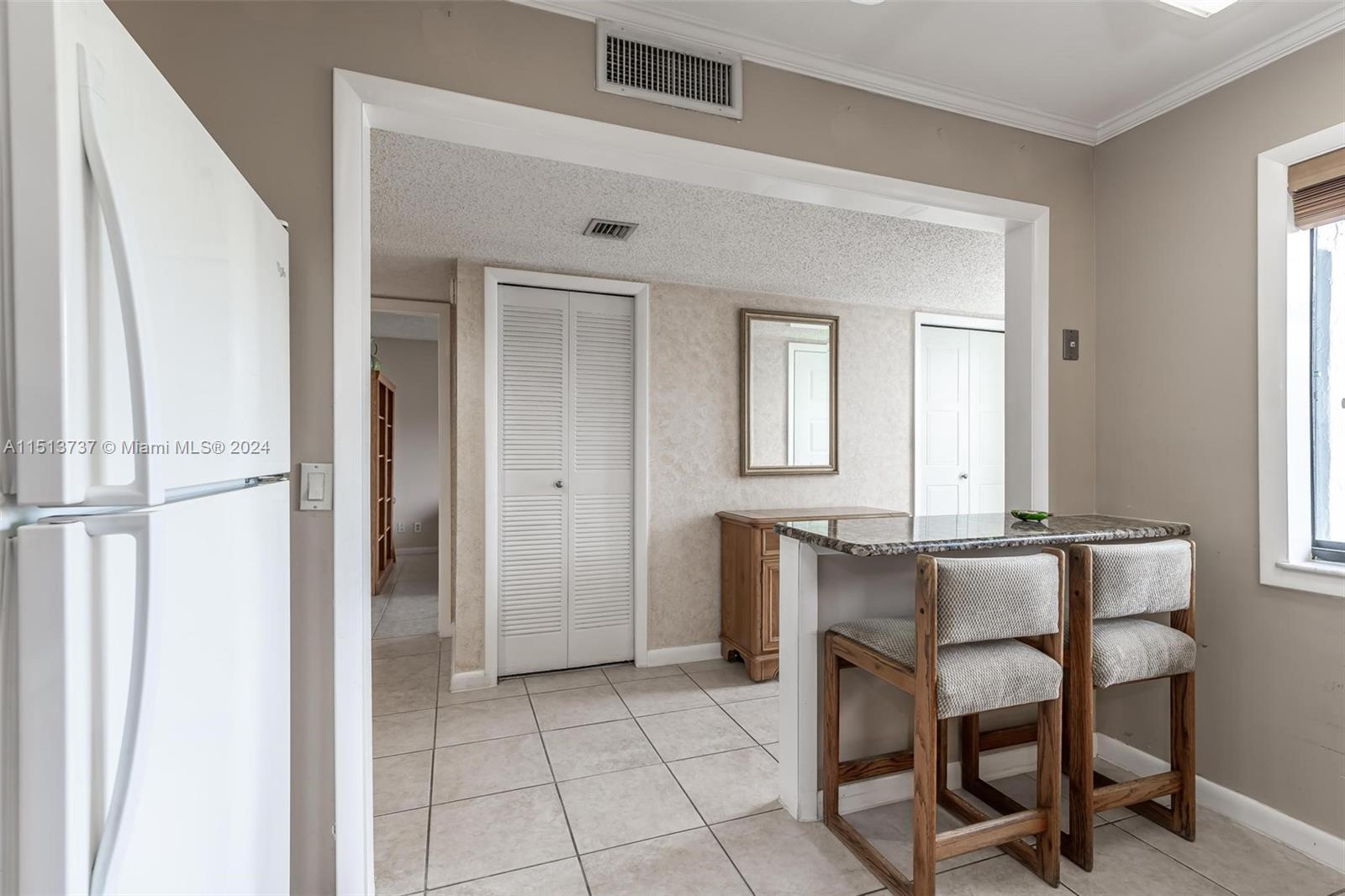 304 Racquet Club Road, Unit 101 Weston, FL 33326 - Photo 2 of 29