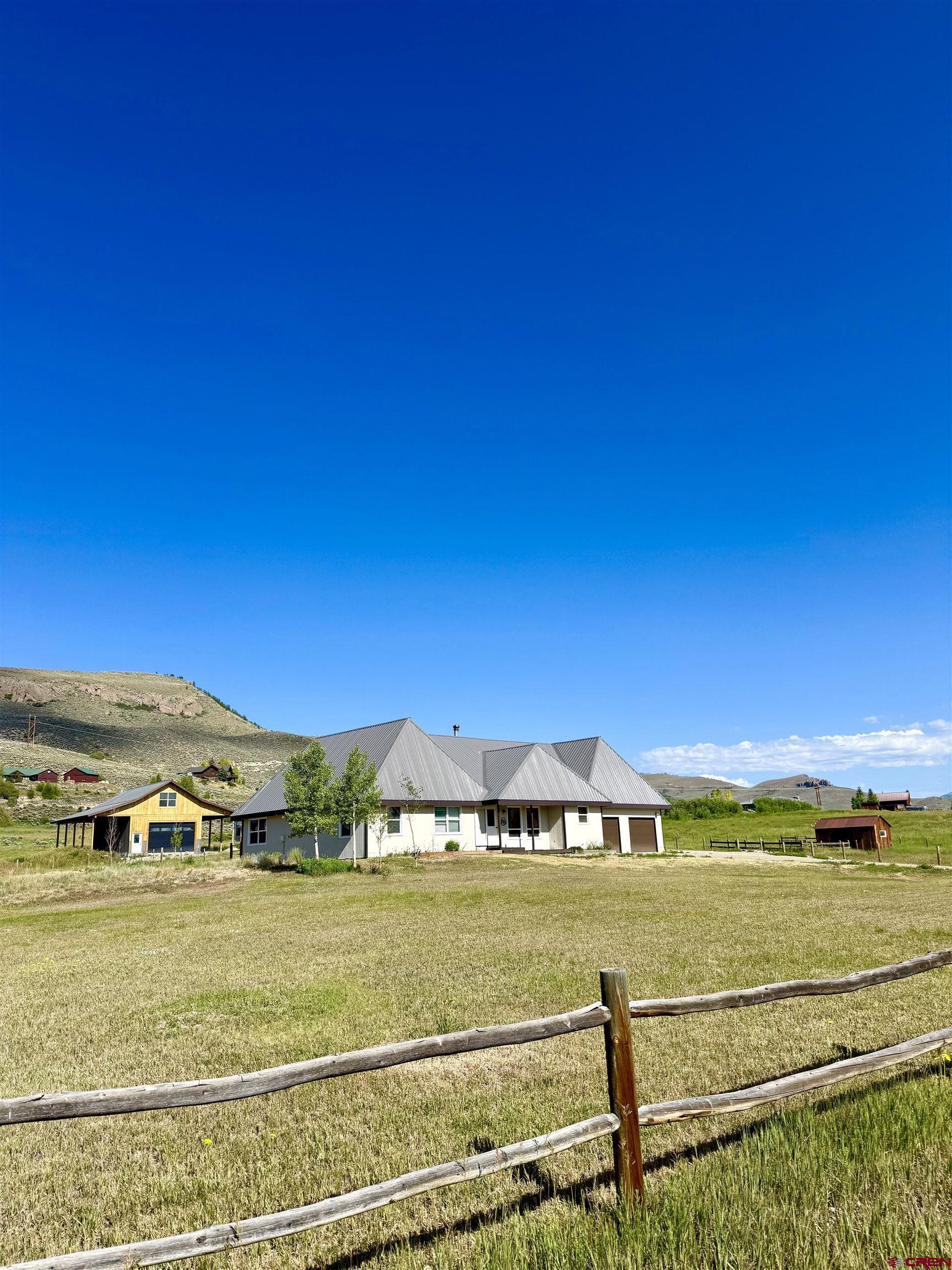 577 Pashuta Drive Gunnison, CO 81230 - Photo 32 of 41 a view of an ocean