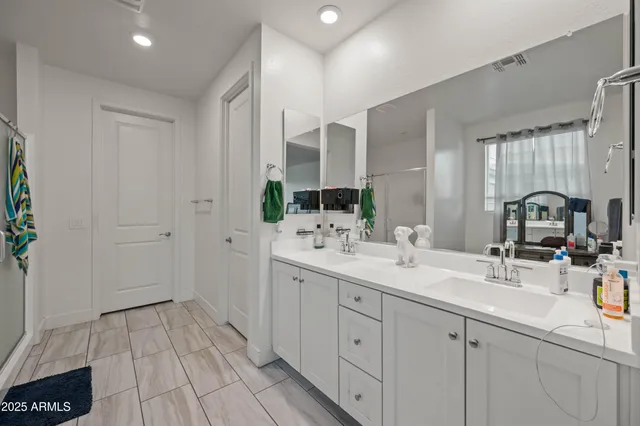 $539,999 | 11670 West Pkwy Lane, Avondale, AZ 85323