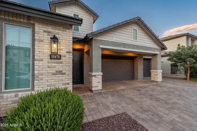 $539,999 | 11670 West Pkwy Lane, Avondale, AZ 85323