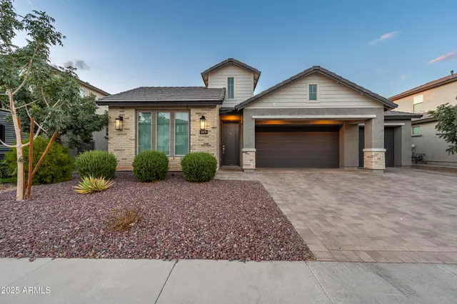 $539,999 | 11670 West Pkwy Lane, Avondale, AZ 85323