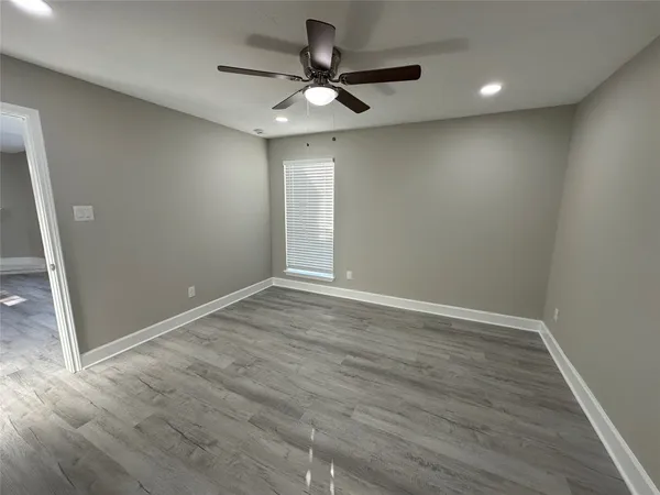$1,250 | 9707 Richmond Avenue, Unit 74, Houston, TX 77063