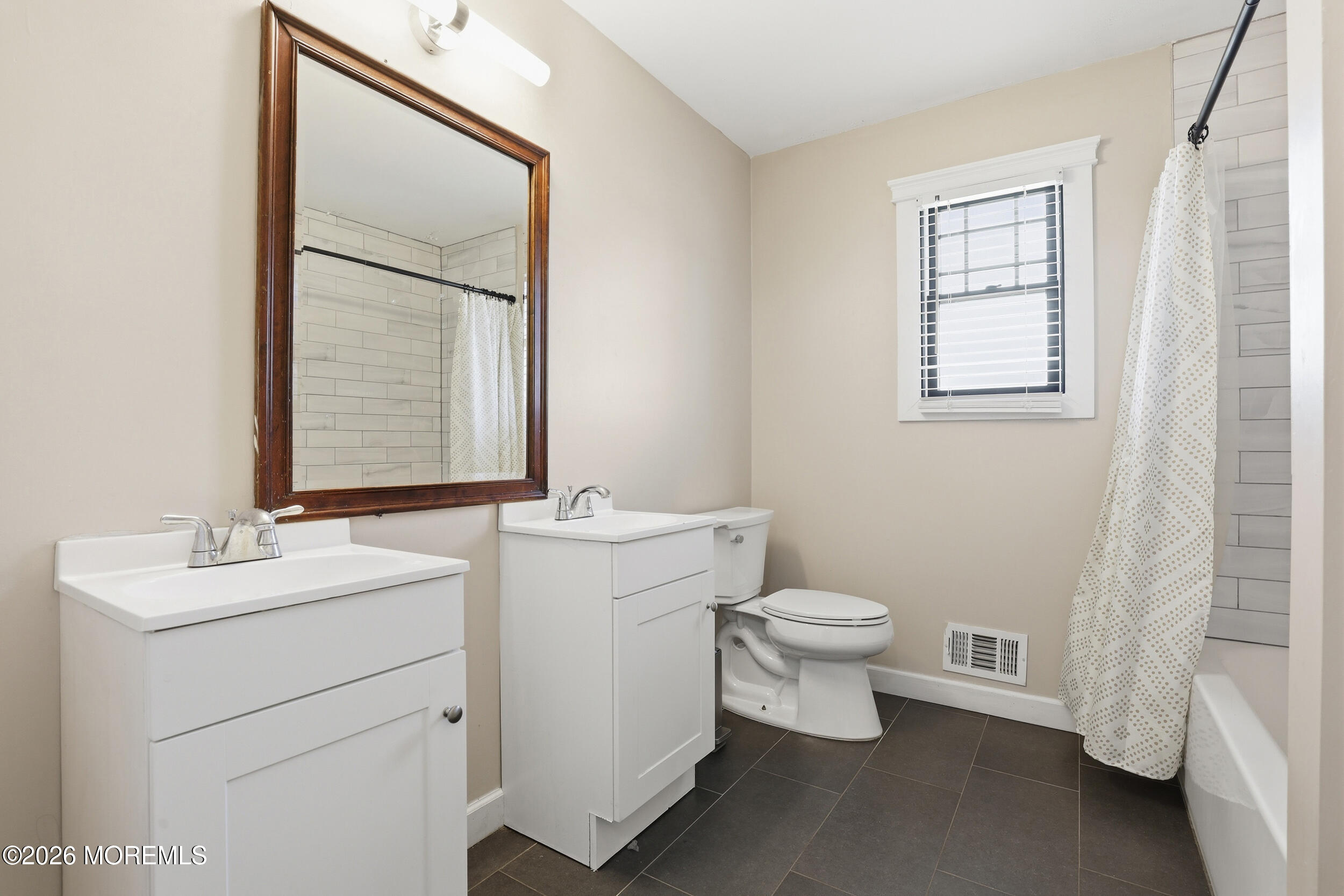 116 Reflection Road Toms River, NJ 08753 - Photo 11 of 20 11_img_4483