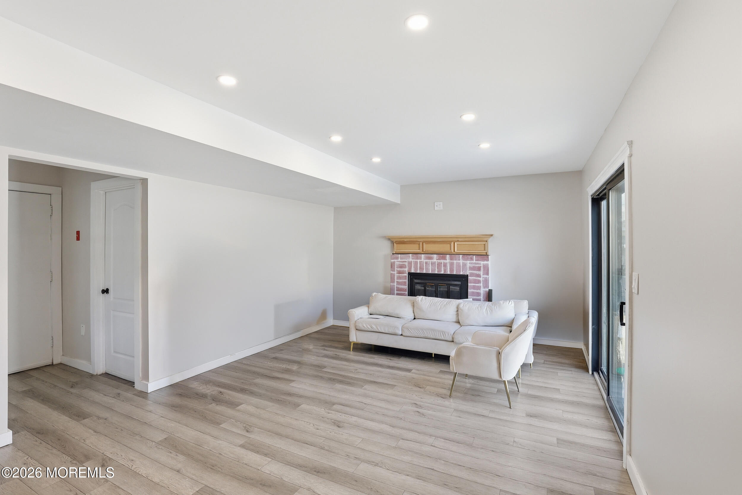 116 Reflection Road Toms River, NJ 08753 - Photo 9 of 20 9_img_4462