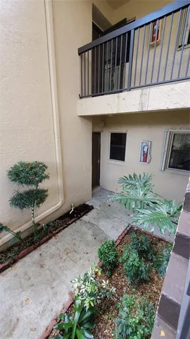 $2,600 | 3831 Cocoplum Circle, Unit 3592, Pompano Beach, FL 33063