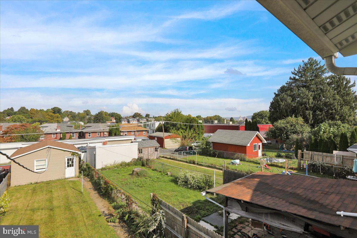1027 Fern Avenue Reading, PA 19607 - Photo 13 of 33
