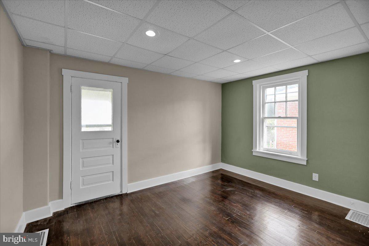 1027 Fern Avenue Reading, PA 19607 - Photo 15 of 33
