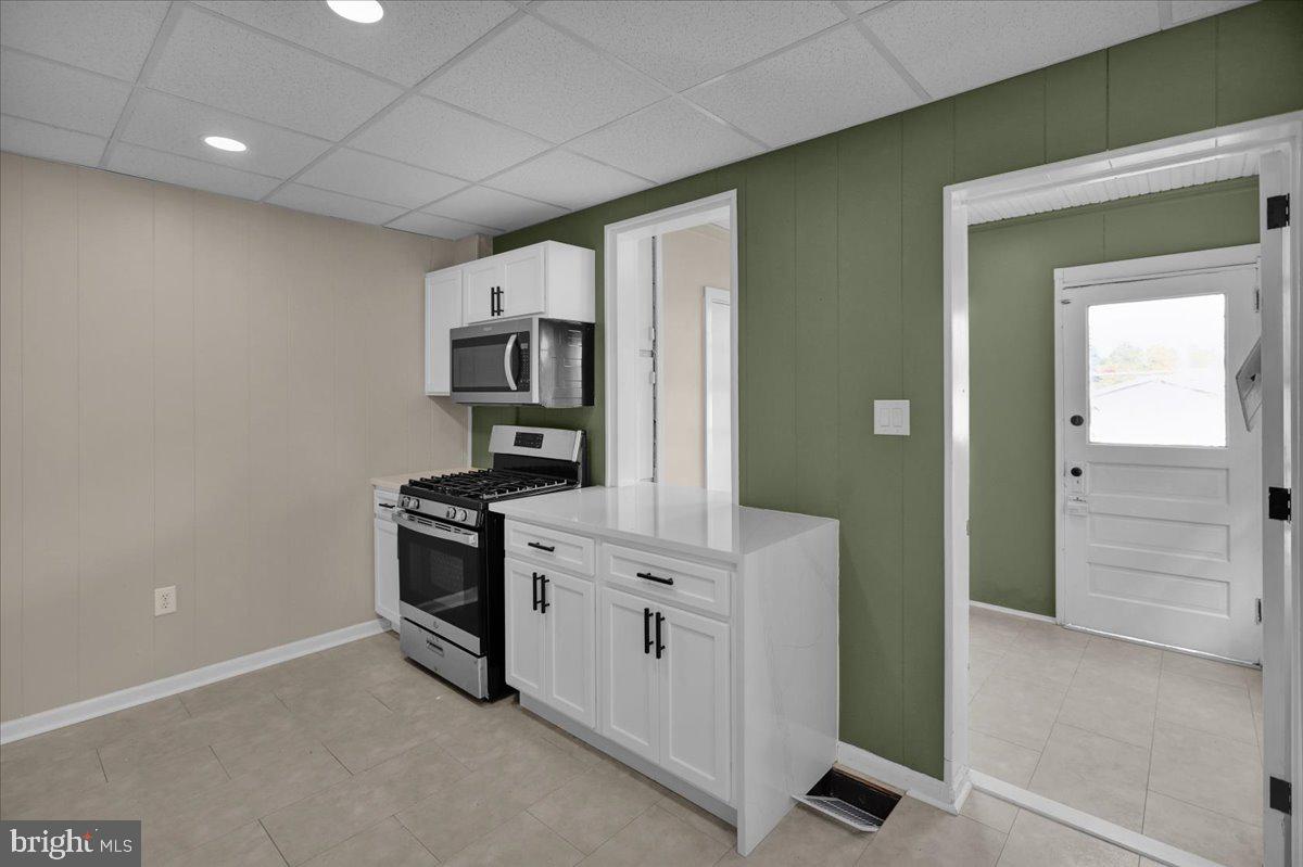1027 Fern Avenue Reading, PA 19607 - Photo 9 of 33
