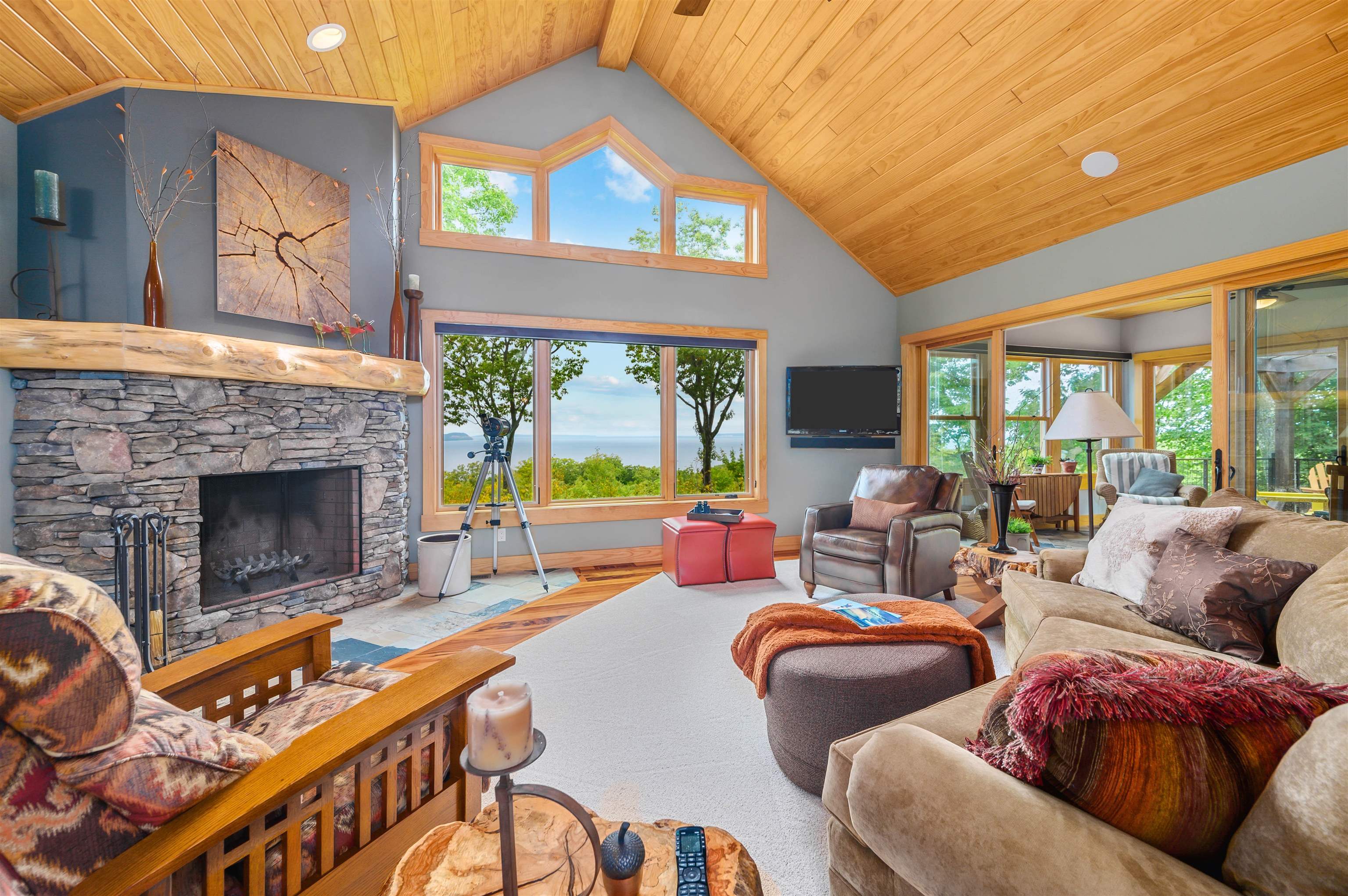 2157 South Ridge Road Lake Leelanau, MI 49653 - Photo 7 of 56