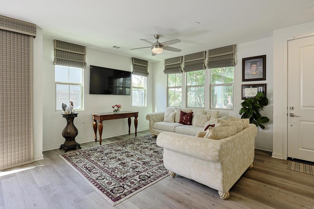2037 Tango Loop, Unit 2 Chula Vista, CA 91915 - Photo 14 of 60