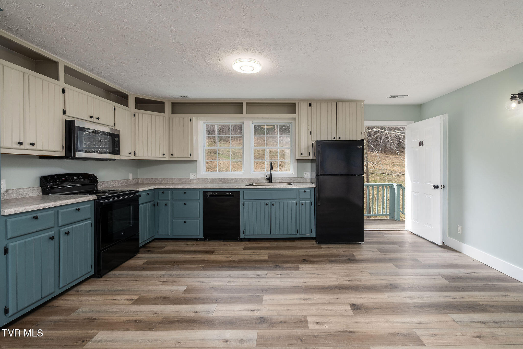 6672 Roan Creek Road Butler, TN 37640 - Photo 96 of 163 DSC00670-Edit
